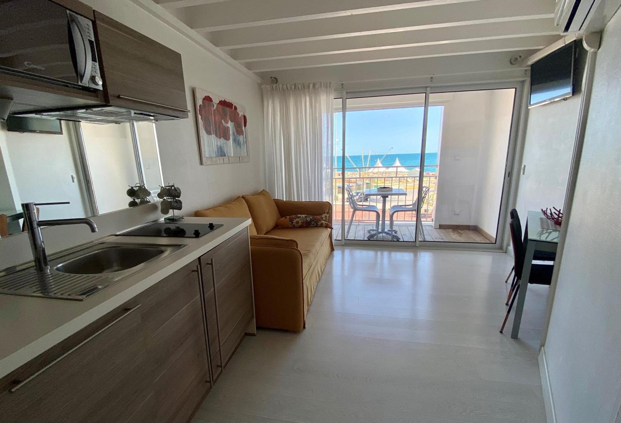 Bleu Mer Duplex & Suites Saint-Cyprien  Exteriör bild